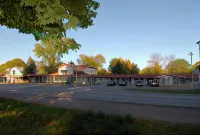 Kings Inn Orillia - 2-Star