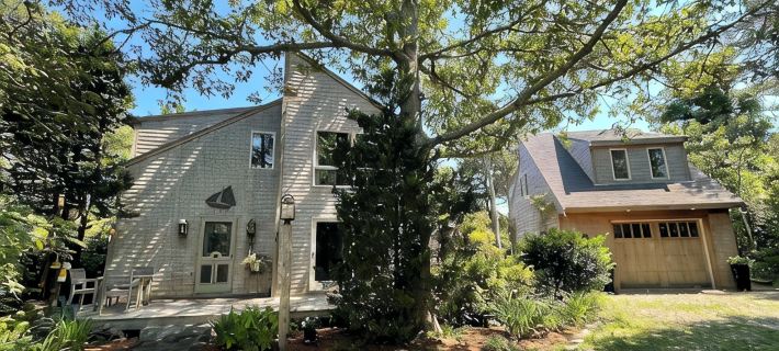 Chatham Cape Cod Retreat, near boat yards, Harding's Beach, Stage Harbor Light Hotels in Chatham
