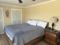 Spacious  4 bedroom home /sleeps 10 /just minutes from State and National Park. - 3-Star