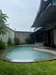 Edhost d'Castillo - Biệt thự