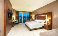 Clove Hotel Bandung - Mountain view