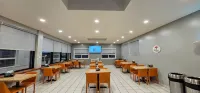 Super 8 by Wyndham Edmonton/West - 2-Sterne