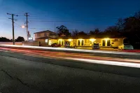 Bald Hills Motel - 2-Star