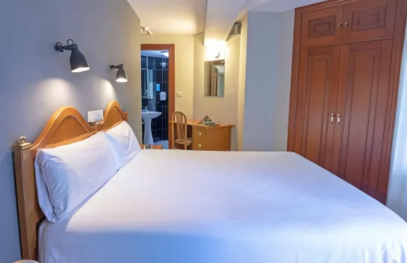 埃達帕倫西亞廣場青年旅舍