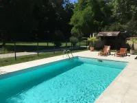 Château de Montabert Hotels in Laubressel