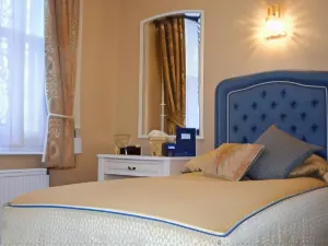 Hotel Riviera