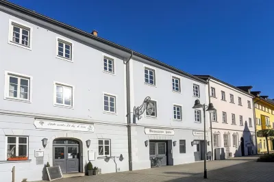 Hotel Lutz Hôtels à : Asbach-Baumenheim