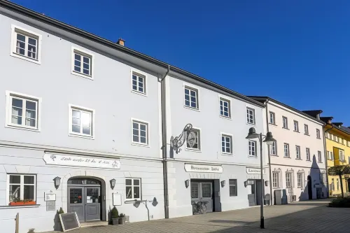 Hotel Lutz Hotels in Asbach-Bäumenheim