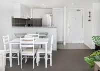 Swell Resort Burleigh Heads