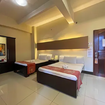 Stone House Quezon City Отели рядом с достопримечательностью «Павильон для мероприятий Elements at Centris»