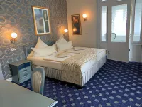 Hotel Seeufer Hotels in Plon
