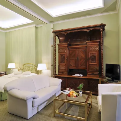 Hotel Palmenhof Hotels near Congress Center Messe Frankfurt