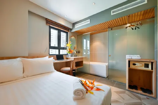 La Opera Saigon Hotel Отели рядом с достопримечательностью «Здание городского совета»