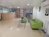 Meaco Royal Hotel-Binan Hotels in Binan