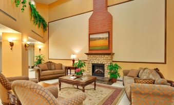 Holiday Inn Express & Suites Beaumont - Oak Valley