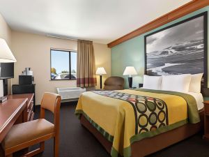 Super 8 by Wyndham Columbus