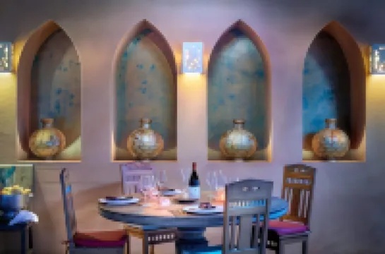 조라 비치 호텔