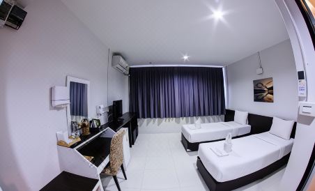 The Train Hotel Hatyai - Housity