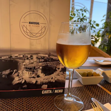 Hostal Marissal by Dorobe