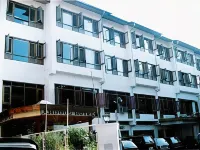 Ahdoos Hotel