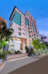 The Caliph Hotel, Mumbai Near Powai Lake Hotel di Powai