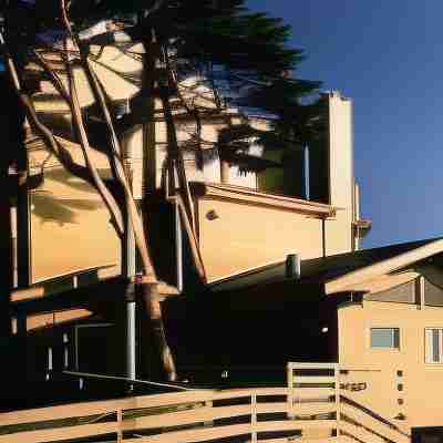 Cypress Inn on Miramar Beach Hotel Exterior