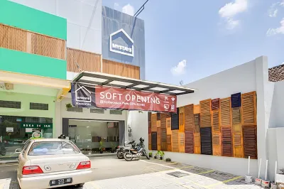 RedDoorz @ Mystays Pemuda Cepu Blora Hotel dekat Nindy Nanda