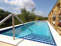 The Bnb on Triggerfish Close to the Airport -  Privatzimmer