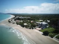 Wow, Gorgeous Sunsets 5 Star Beach Condo (Netflix)
