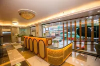 Maxi Hotel and Event Center