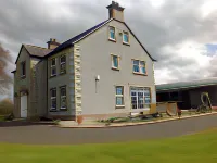 Ballyharvey B&B Hotels in Crumlin