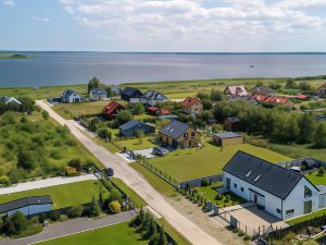 Holiday House Przystan Baltic by Renters