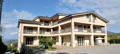 Ruggiero Park Hotel Các khách sạn ở Vallo della Lucania