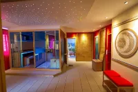 Falk Seehotel Plau am See - parking