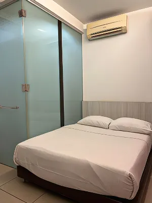 Coastline Hotel Hotels in 