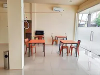 RedDoorz Syariah Near Transmart Jambi 2