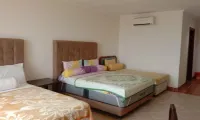 2 Br  Executive Room Beach View Apartemen Marbella Anyer