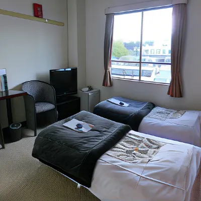 Biz Hotel Shiojiri Ekimae Hotels near JR Shiojiri Station