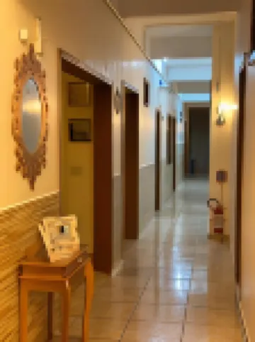 Hospedagem Econômica by Bia