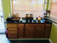 Americas Best Value Inn Visalia - فطور