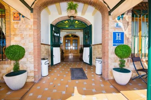 Hostal Los Corchos - Pensions