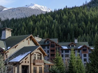 First Tracks Lodge