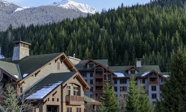 First Tracks Lodge
