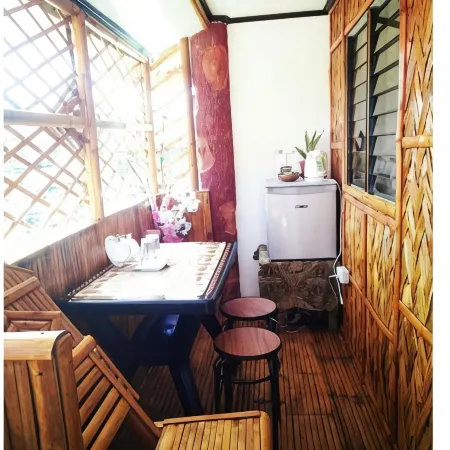 Alona's Traditional Filipino Home Near 100 Islands Wharf