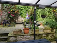 Black Dog Inn Hotels near Delph reservoir