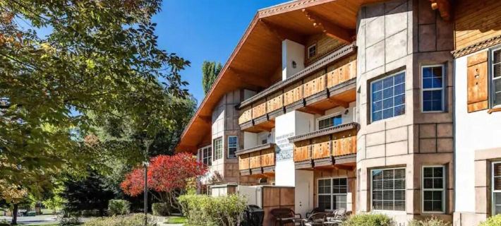 Luxe Chalet - Sleeps 15 Hotels in Wasatch County