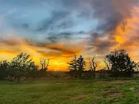 Rustic Farmhouse Retreat Hotels in Red Willow County