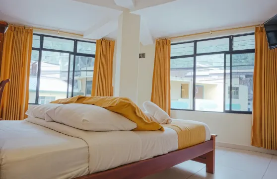 卡納裏密那賓館