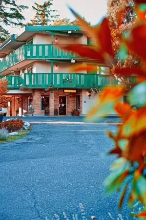 Robin Hood Inn and Suites