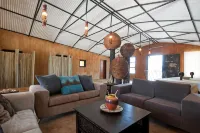 Ongula Village Homestead Lodge Отели в г. Ондангва